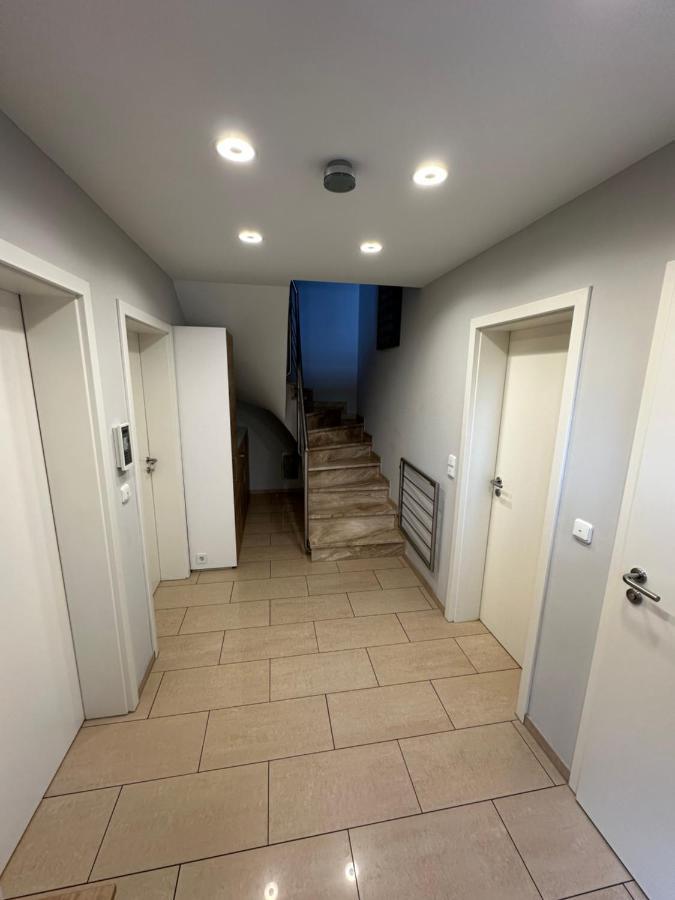 Stadtvilla In Leipzig 7 Personen 3 Schlafzimmer 2 Baeder Garten Und Terrasse Zentral Gelegen Messe Innenstadt Seen Εξωτερικό φωτογραφία