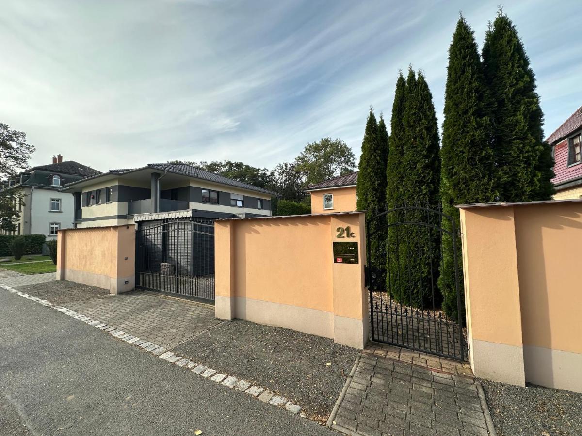 Stadtvilla In Leipzig 7 Personen 3 Schlafzimmer 2 Baeder Garten Und Terrasse Zentral Gelegen Messe Innenstadt Seen Εξωτερικό φωτογραφία